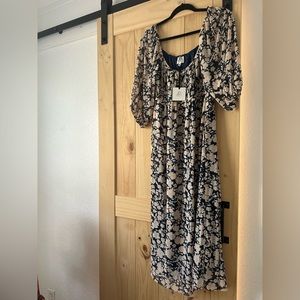 dRA Los Angeles NWT floral print dress.